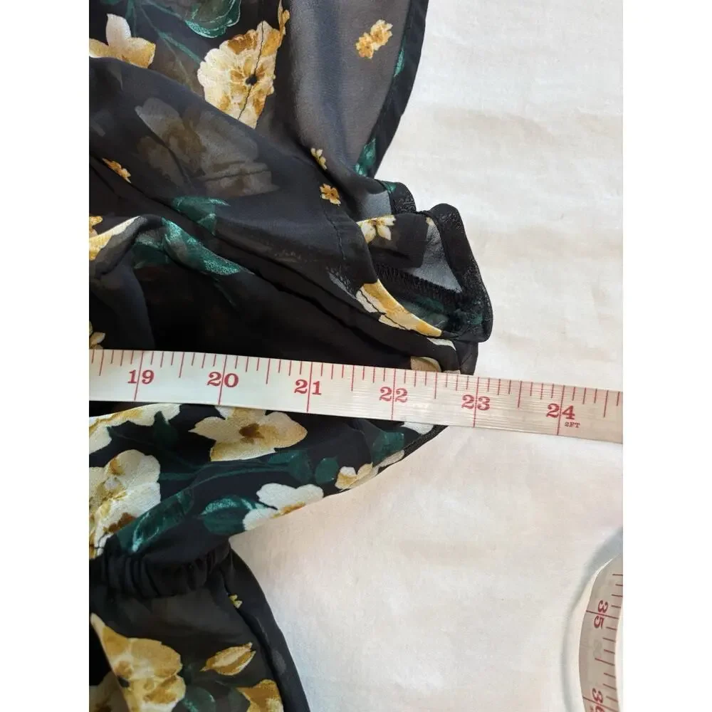 Torrid Black Floral Chiffon Overlay Mini Dress Smocked Neck Cottagecore Size 1X - Picture 7 of 8